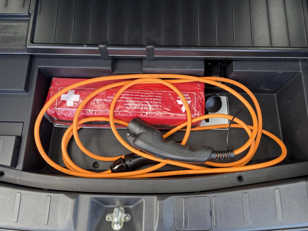 Mitsubishi Outlander – foto 30