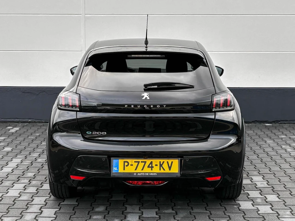 Peugeot e-208 – foto 8