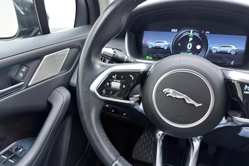 Jaguar I-PACE – foto 21