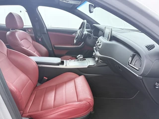 Kia Stinger – thumbnail 41