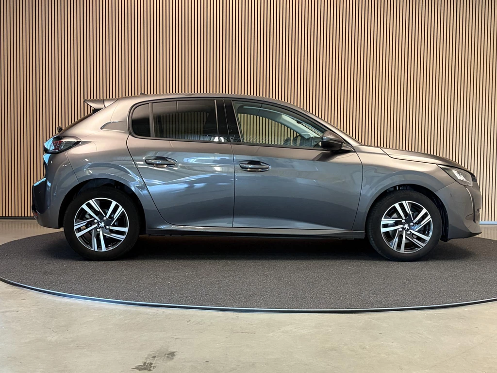 Peugeot 208 – foto 6