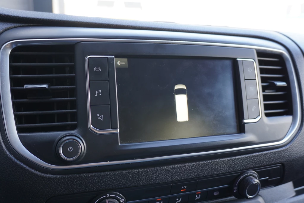 Opel Vivaro – foto 15