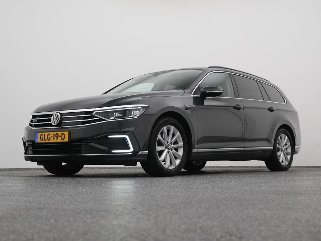 Volkswagen Passat – foto 2