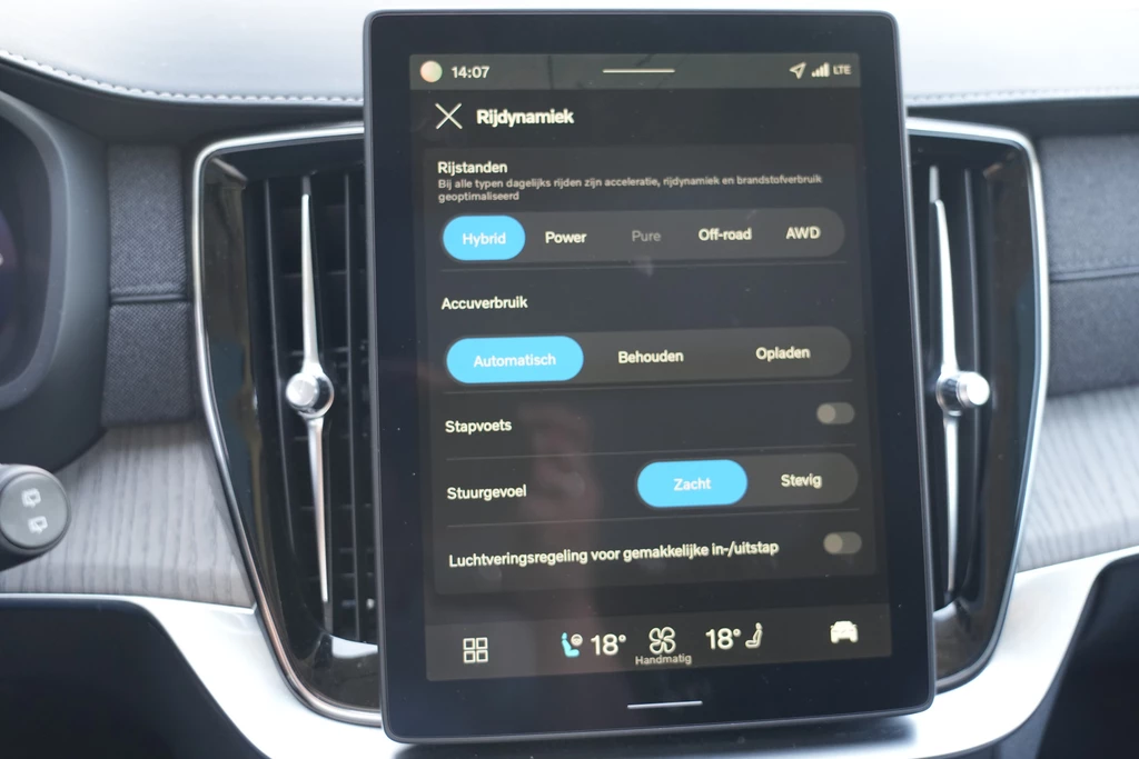 Volvo XC90 – foto 18