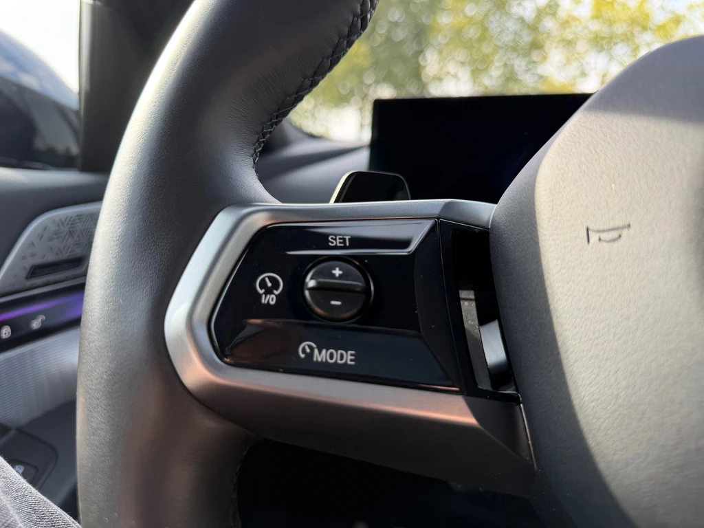 BMW i5 – foto 18