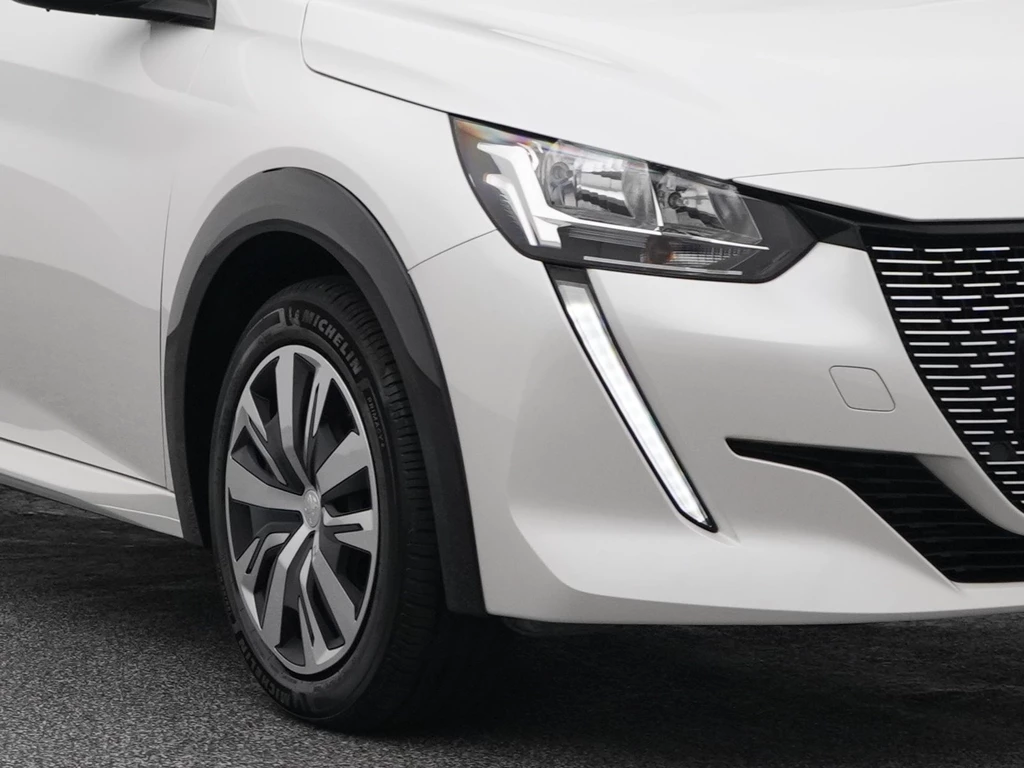 Peugeot e-208 – foto 28
