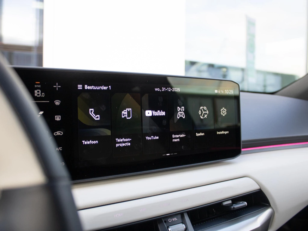 Kia EV4 – foto 12