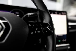 Renault Megane E-Tech – thumbnail 33