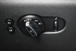 MINI Cooper – thumbnail 17