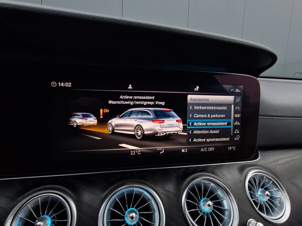 Mercedes-Benz E-Klasse – foto 44