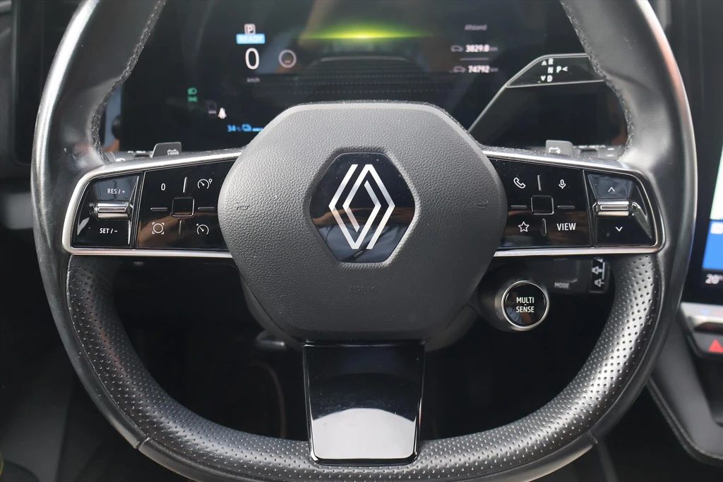 Renault Megane E-Tech – foto 12