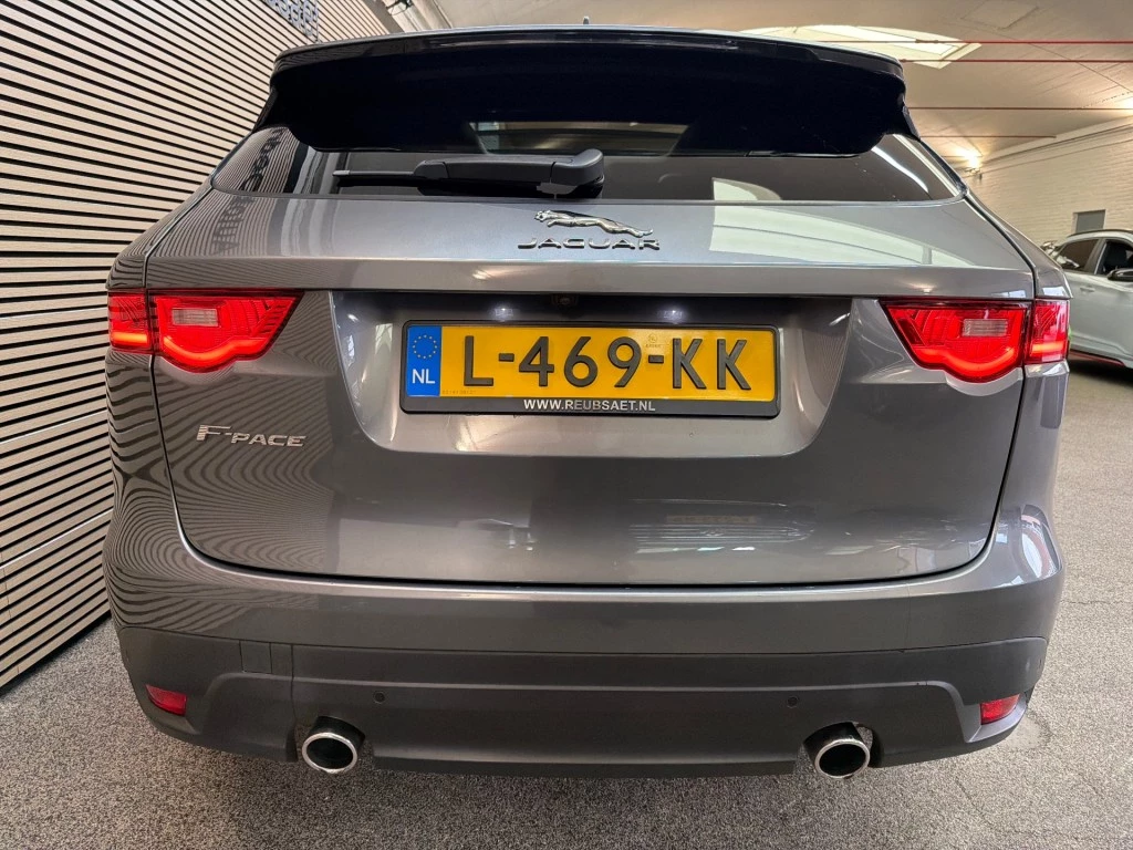 Jaguar F-PACE – foto 4