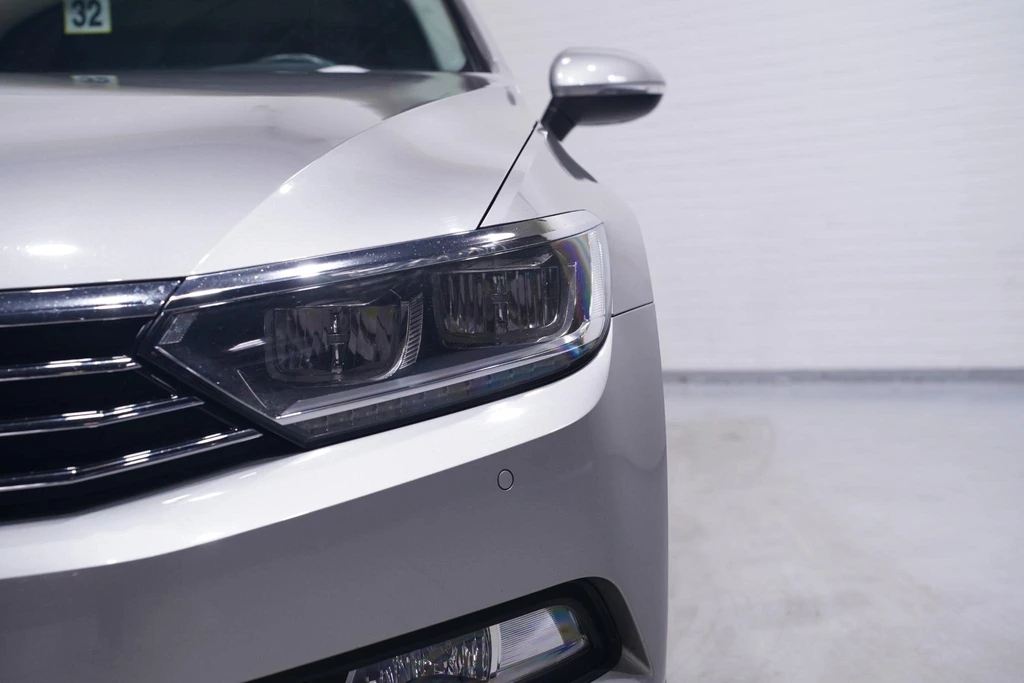Volkswagen Passat – foto 13