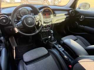 MINI Cooper – thumbnail 18