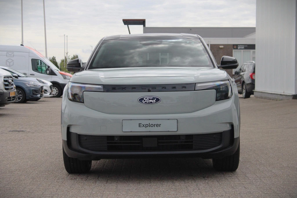Ford Explorer – foto 10