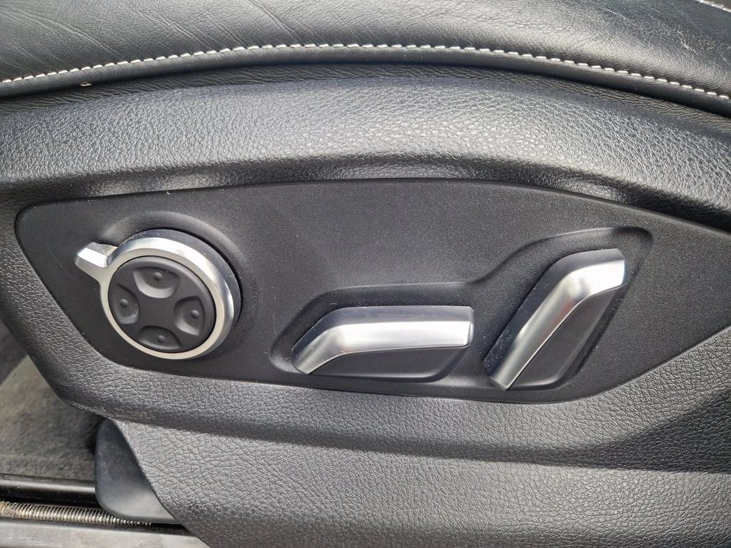 Audi Q7 – foto 11