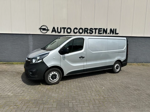 Opel Vivaro CDTi 3-Zits L2H1 Lengte 2 !! Navi Airco Trekhaak PDC DAB Elektr.Ramen+Spiegels+Verwarmd+Centr.Vergr. Schuifdeur-R Betonplex Lat-om-Lat USB Led-dgrvrl. Tussenwand 6-bak 1.6 CDTI dition EURO 6 ! 2.000kg Trekvermogen ! volledig Onderhouden, laatste beurt 117dkm