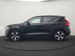 Volvo XC40 – thumbnail 3