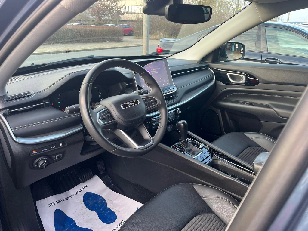 Jeep Compass – foto 28