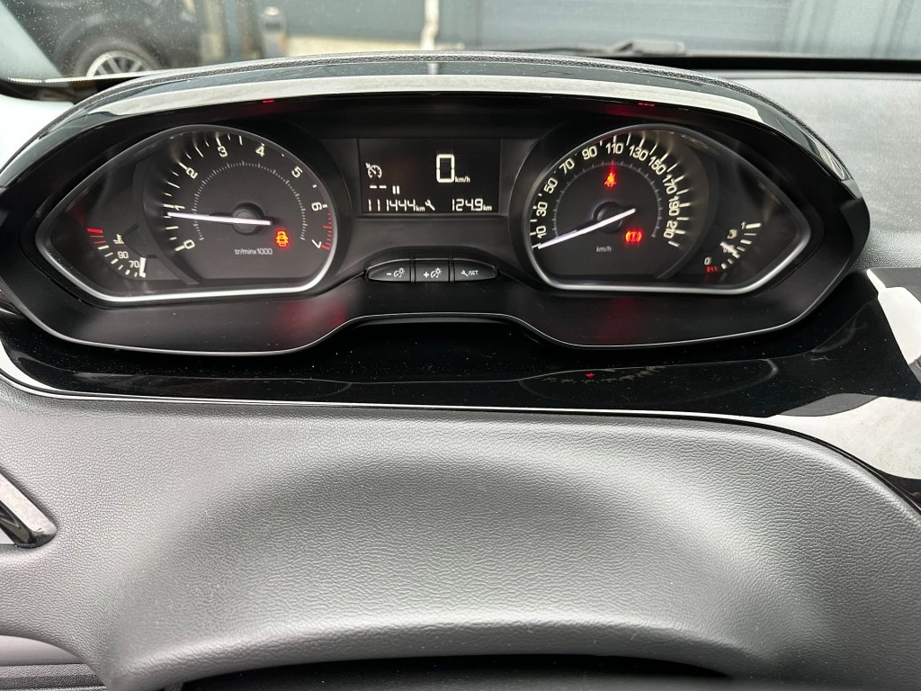 Peugeot 208 – foto 21
