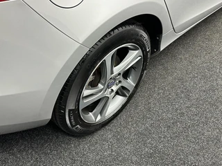 Volvo V40 – thumbnail 10