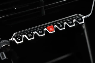 Peugeot 208 – thumbnail 11