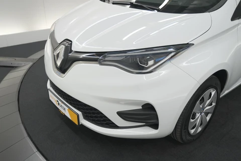 Renault ZOE R110 Life 50 | SOH 90,4% | Huuraccu | 3 fase laadfunctie | Apple Carplay | Cruise Control | Armsteun