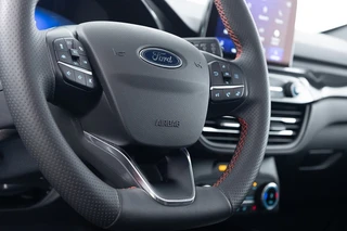 Ford Kuga – thumbnail 16