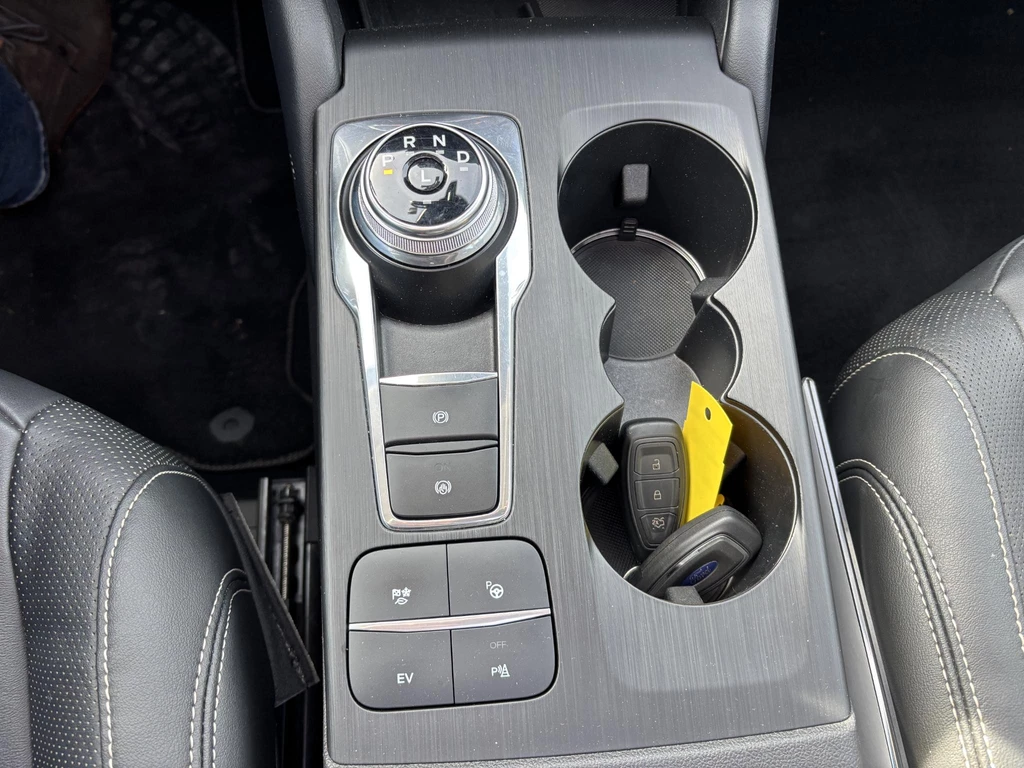 Ford Kuga – foto 17