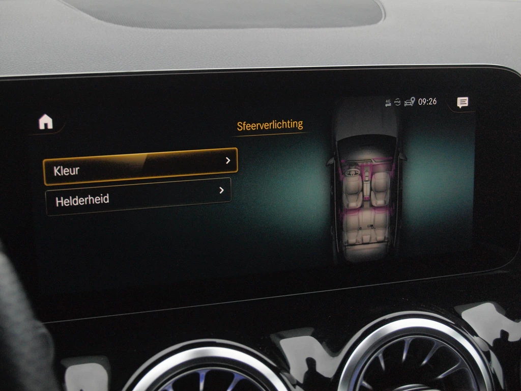 Mercedes-Benz EQA – foto 22