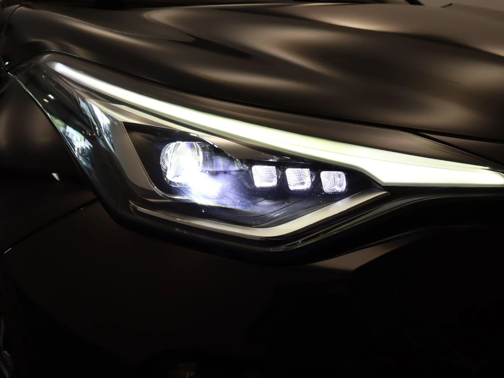 Toyota C-HR – foto 14