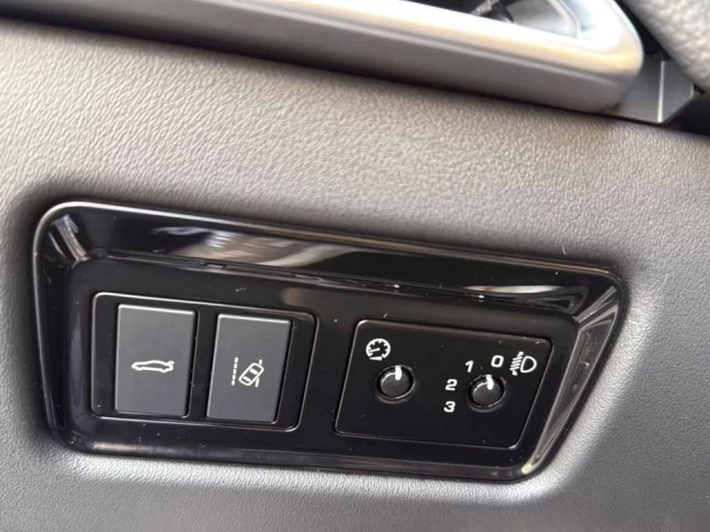 Jaguar XE – foto 23