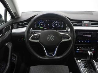 Volkswagen Passat – thumbnail 35