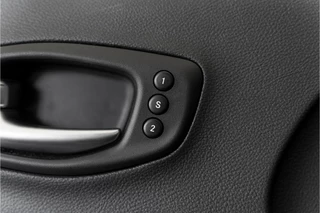Jeep Compass – thumbnail 33