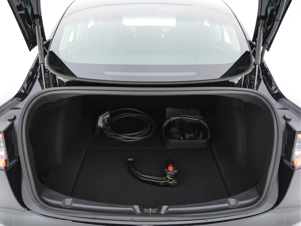Tesla Model 3 – foto 10