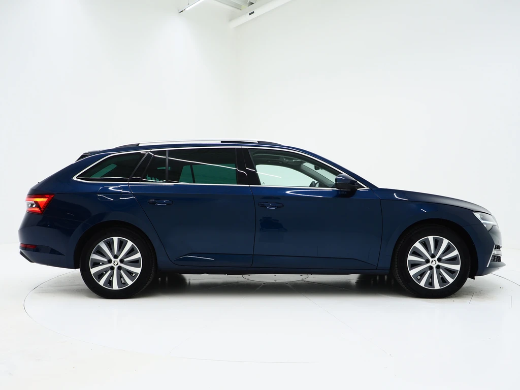 Škoda Superb – foto 6