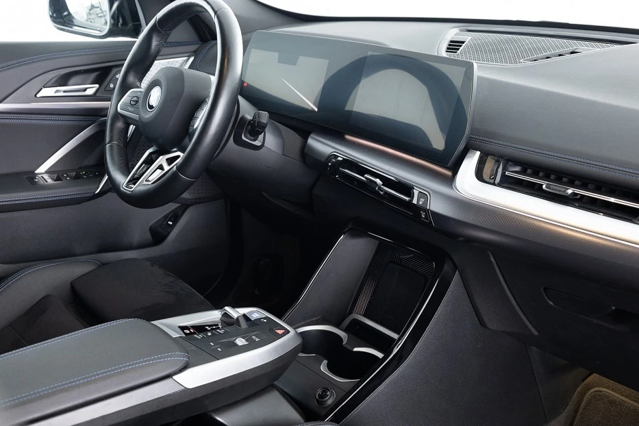 BMW iX1 – foto 8