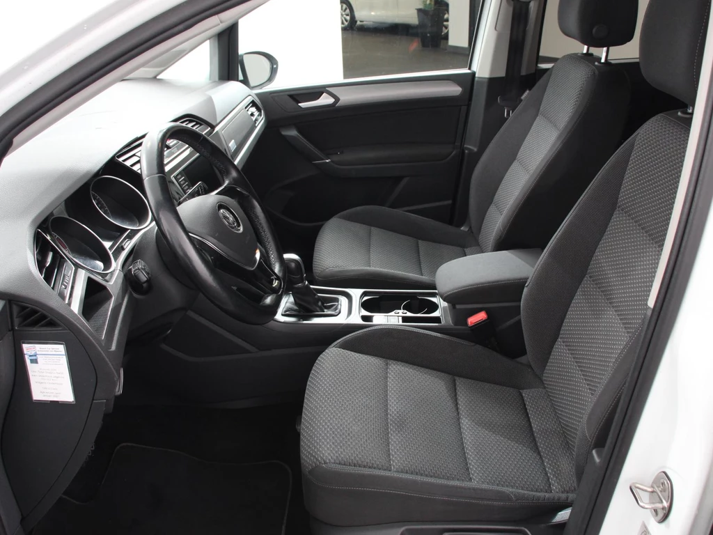 Volkswagen Touran – foto 13