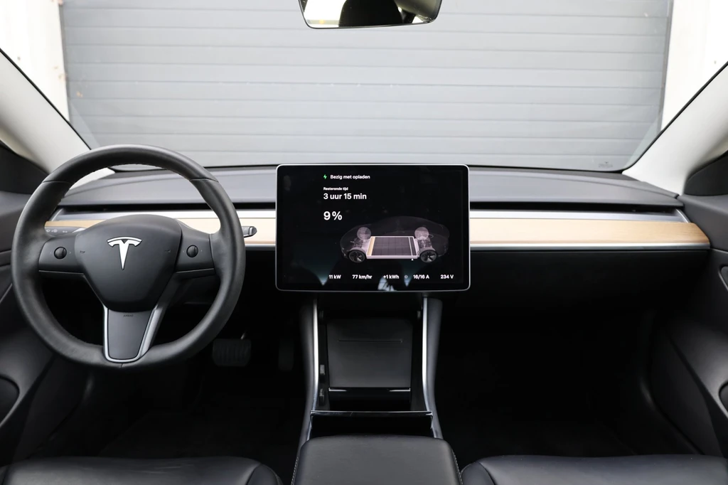 Tesla Model 3 – foto 8