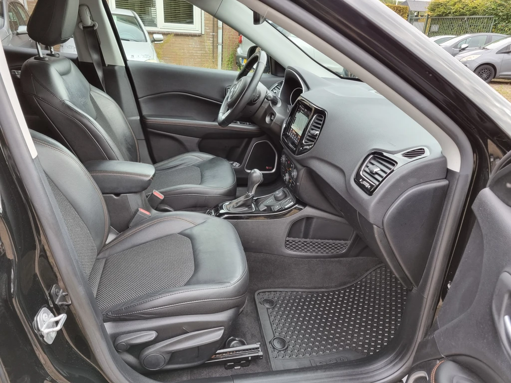 Jeep Compass – foto 12