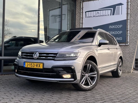 Volkswagen Tiguan Allspace 1.5 TSI R-LINE*AUTOM*PANO*NAVI*HAAK*CAM*CARPLAY