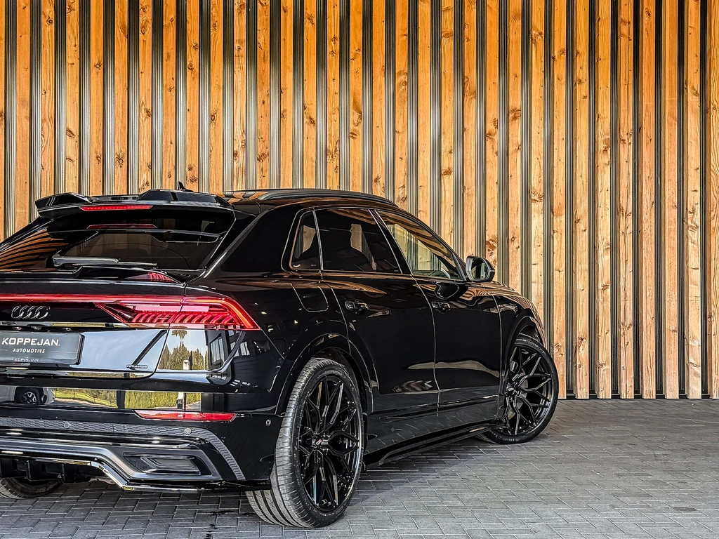 Audi Q8 – foto 11