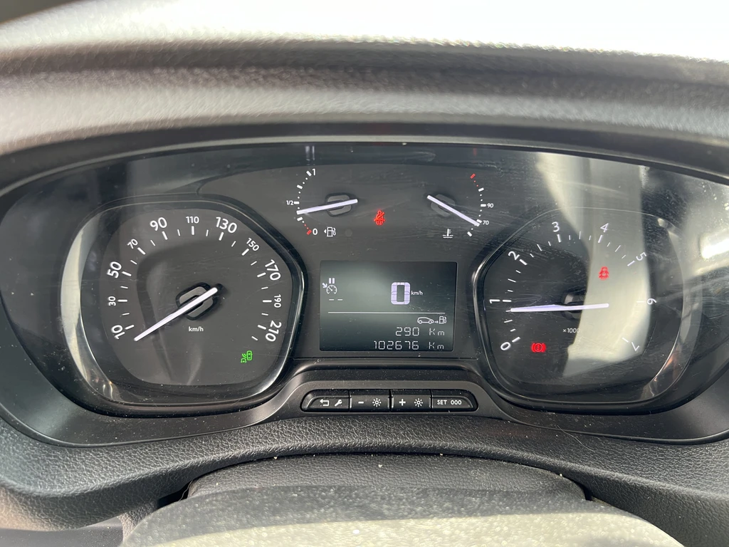 Opel Vivaro – foto 34
