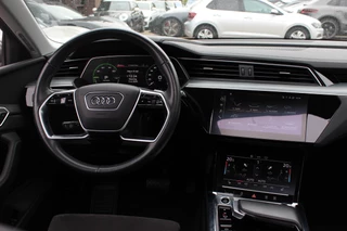 Audi e-tron – thumbnail 12