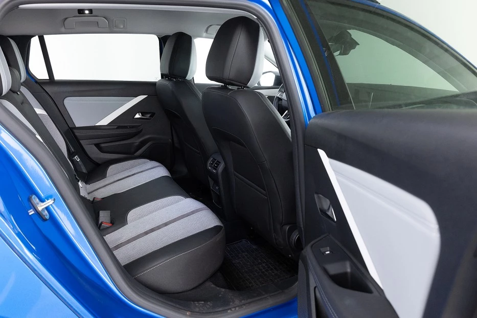 Opel Astra – foto 15