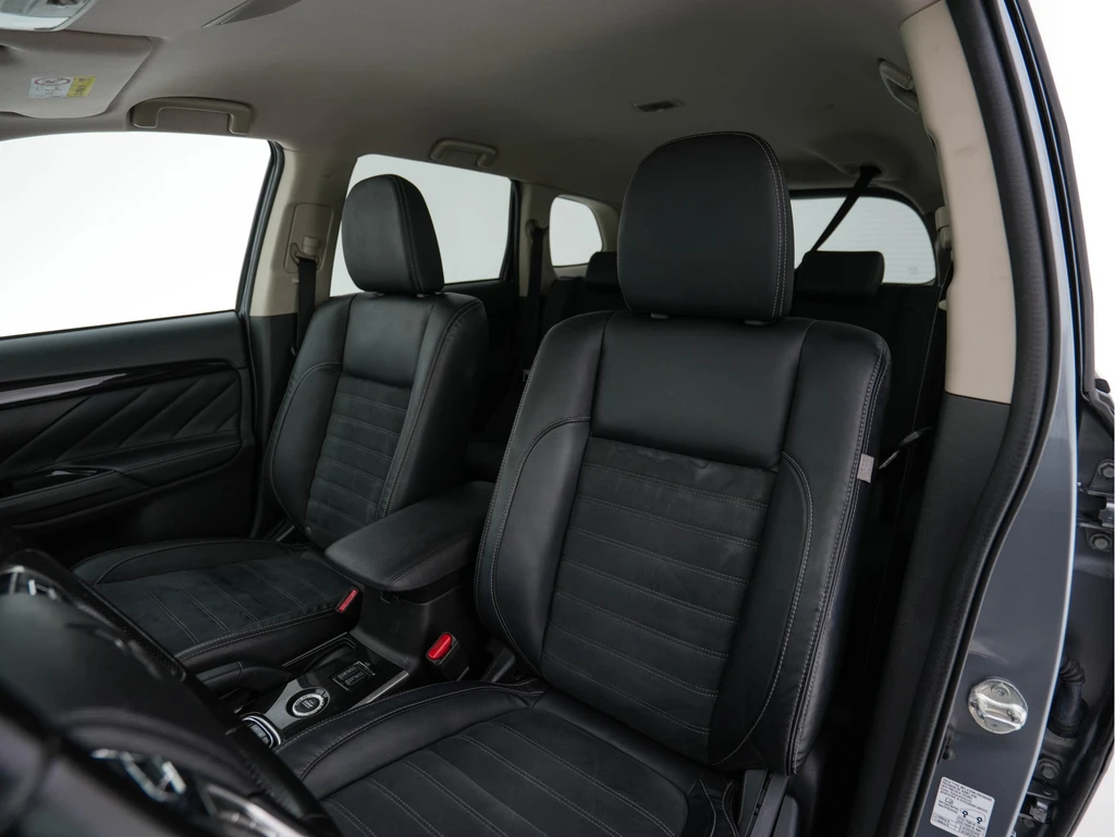 Mitsubishi Outlander – foto 21