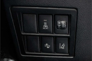 Toyota Hilux – thumbnail 26