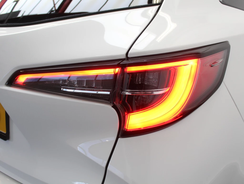 Toyota Corolla Touring Sports – foto 45