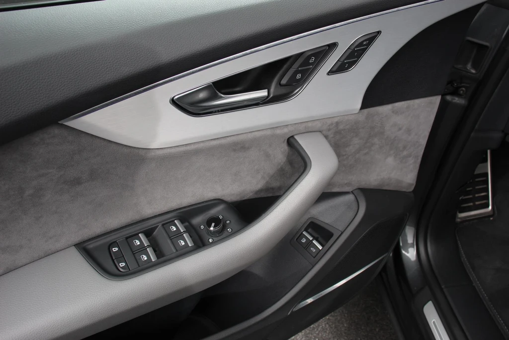 Audi Q8 – foto 11