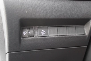Peugeot 208 – thumbnail 38